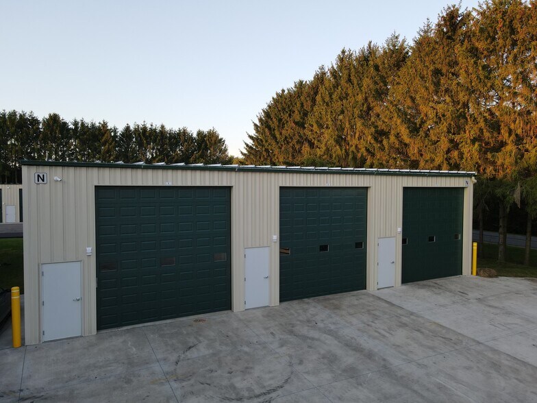 More Photos Of 7646 Conifer Ct, De Forest Warehouse For Lease