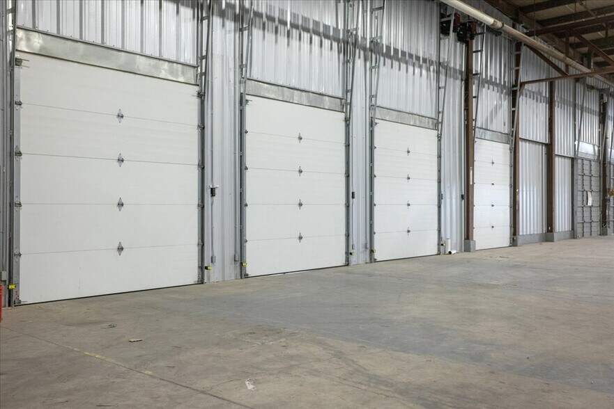 More Photos Of 1938 Wyott Dr, Cheyenne Warehouse For Lease