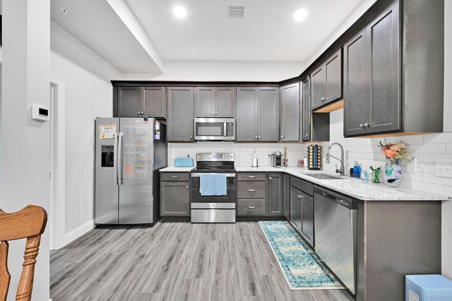 More Photos Of 236 W Market St, Jonestown Multifamily For Sale