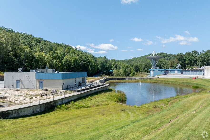 More Photos Of 1 Pari Dr, Rosman Specialty For Sale