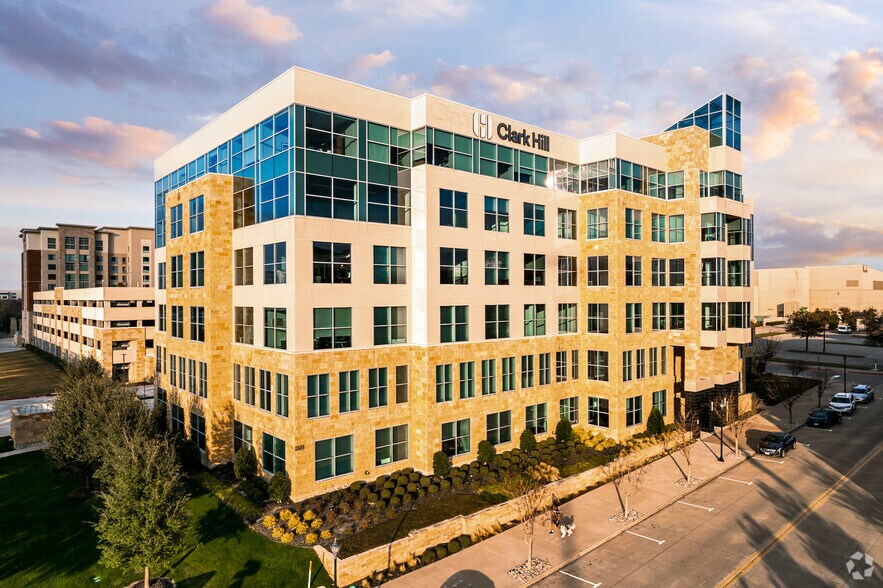 More Photos Of 2600 N Dallas Pky, Frisco Office For Lease