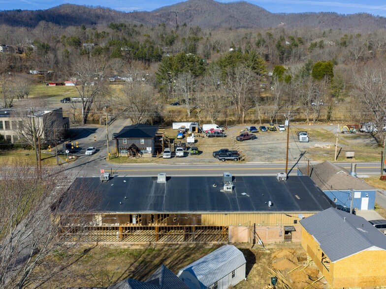 More Photos Of 3264 Broad St, Clyde Office For Sale