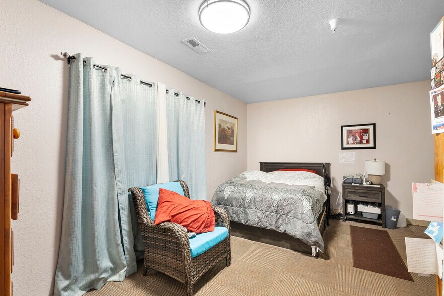 More Photos Of 579 Johnson Lake Rd, De Leon Springs Assisted Living For Sale