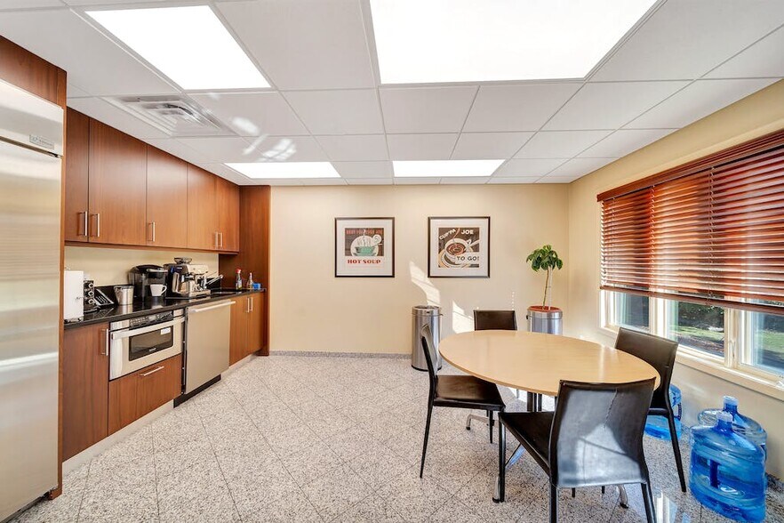 More Photos Of 45 Legion Dr, Cresskill Medical For Sale