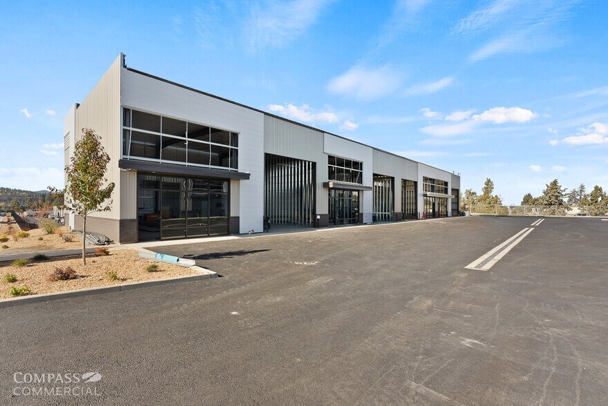 More Photos Of 20489 NE Funner Pl, Bend Industrial For Sale