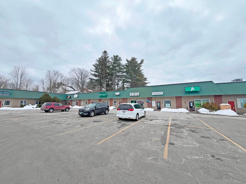 More Photos Of 675 Main St, Lewiston Freestanding For Sale