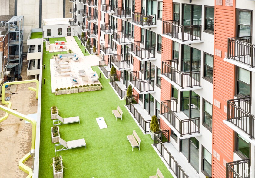 More Photos Of 728 Market St, Chattanooga Apartments For Sale