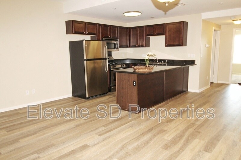 More Photos Of 819-825 D Ave, National City Apartments For Lease