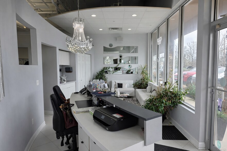 More Photos Of 4720 French Rd, East Amherst General Retail For Sale