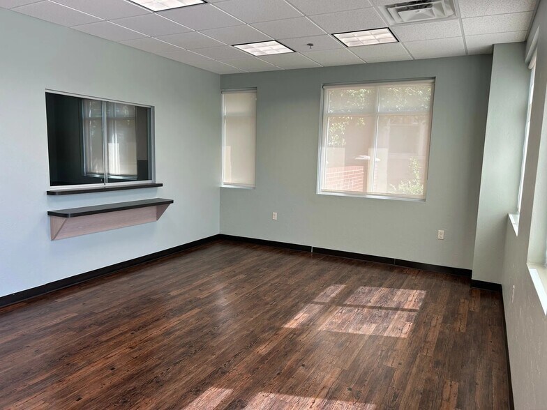 More Photos Of 1226 N Shartel Ave, Oklahoma City Medical For Lease