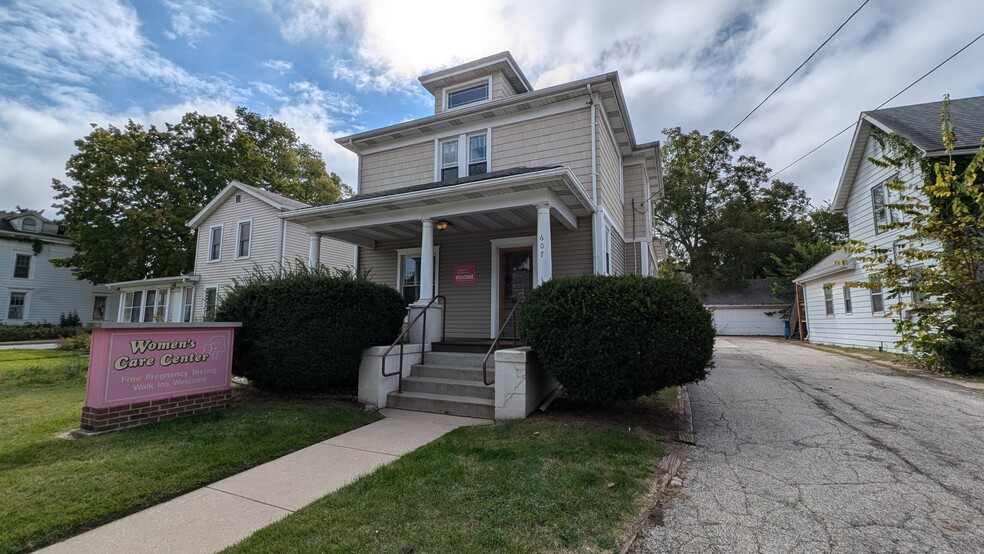 Primary Photo Of 607 Lincolnway W, Mishawaka Office Residential For Sale