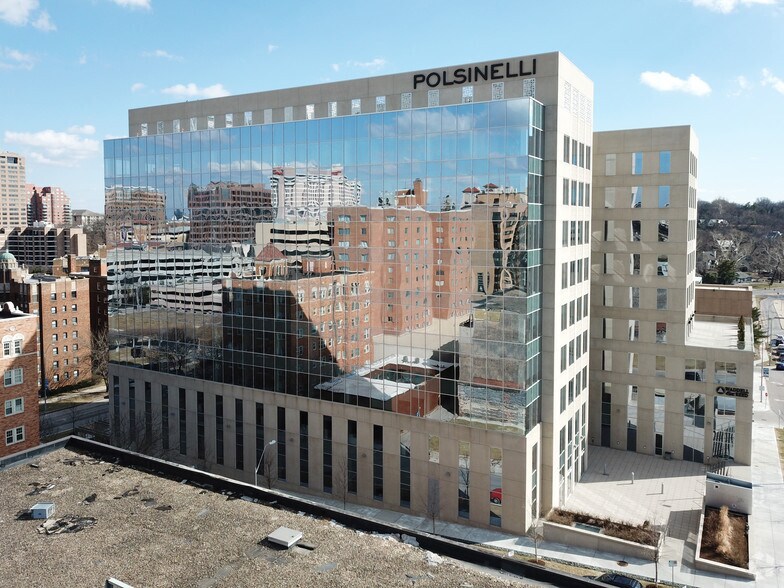 Primary Photo Of 900 W 48th St, Kansas City Office For Lease
