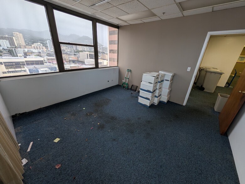 More Photos Of 1314 S king St, Honolulu Medical For Lease