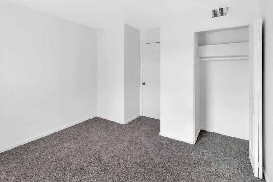 More Photos Of , Louisville Multifamily For Sale