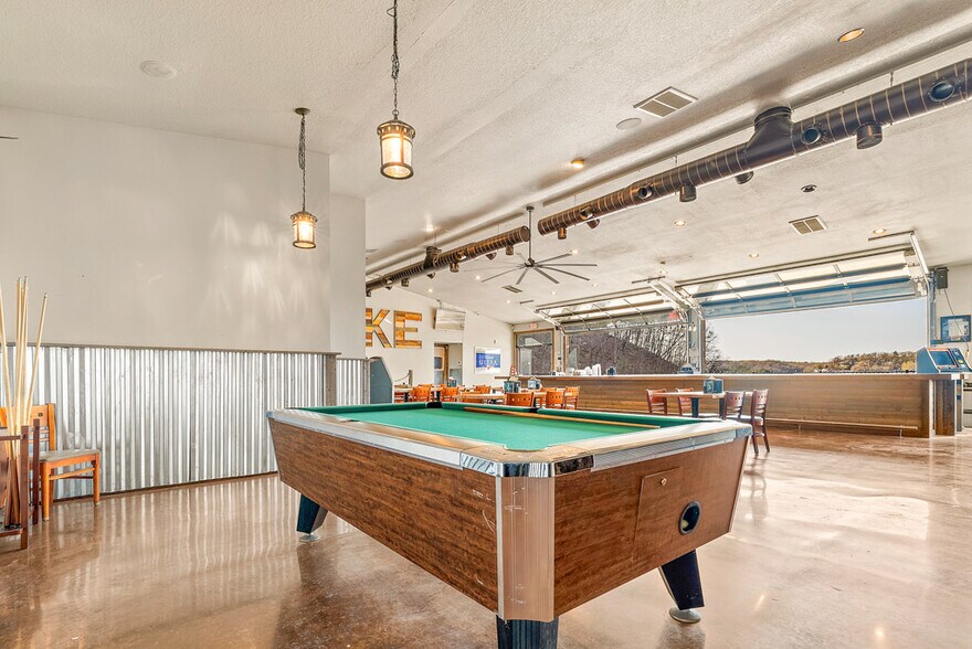 More Photos Of 364 Galley Rd, Camdenton Restaurant For Sale