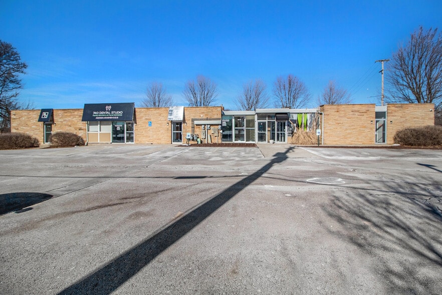 More Photos Of 740 Emerick St, Ypsilanti Medical For Lease