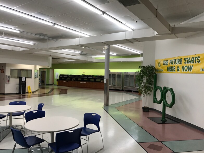 More Photos Of 6529 Columbia Ave, Hammond Office For Lease