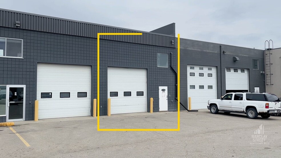 Primary Photo Of 711 Westlake Rd, Strathmore Flex For Lease