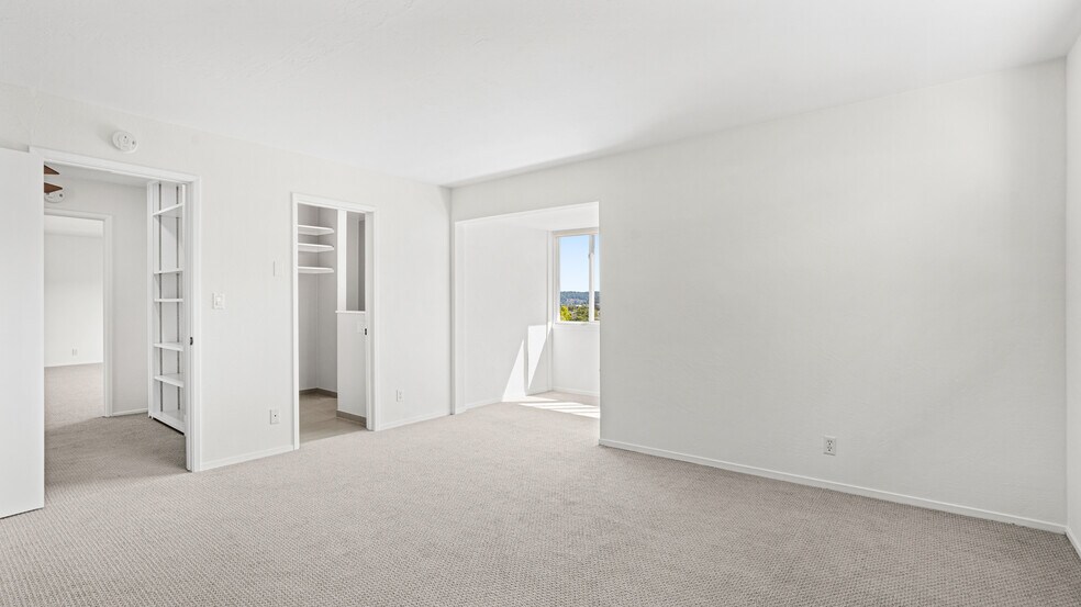 More Photos Of 151-153 Upper Via Casitas, Greenbrae Apartments For Sale