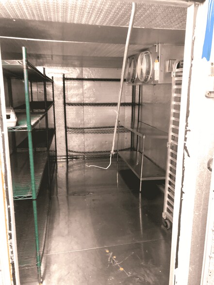 More Photos Of 880 E Dominguez St, Carson Hotel For Lease