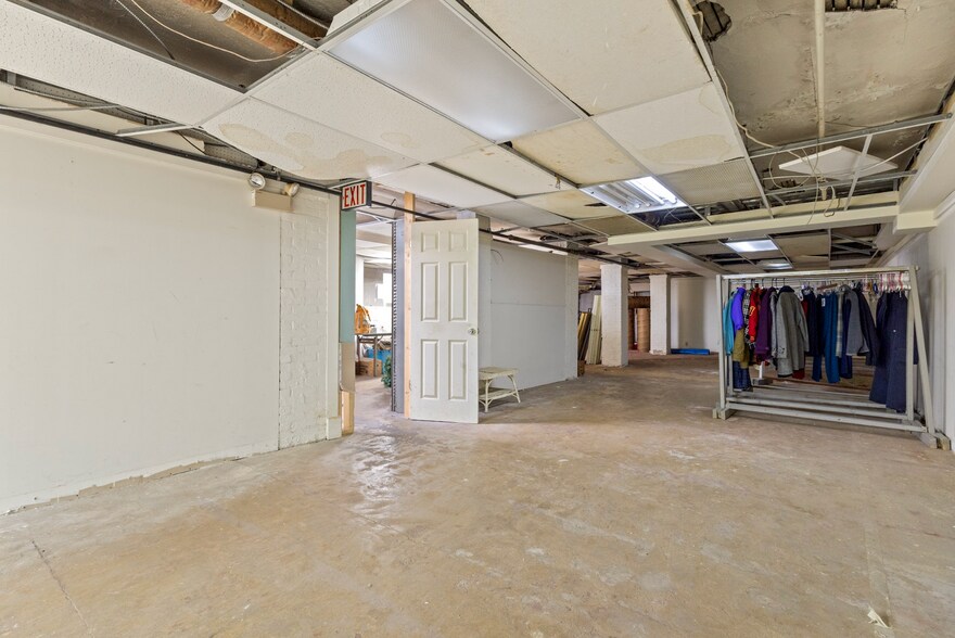 More Photos Of 30-32 S Main St, Attleboro General Retail For Sale