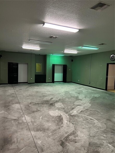 More Photos Of 3619 E County Road 466, Oxford General Retail For Lease