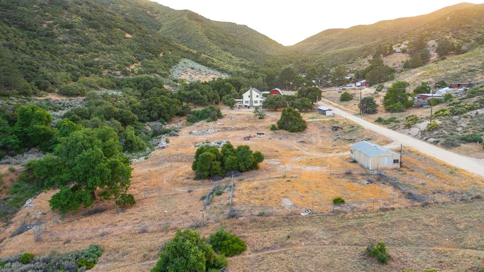 More Photos Of 11660 Lonesome Valley Rd, Leona Valley Specialty For Sale