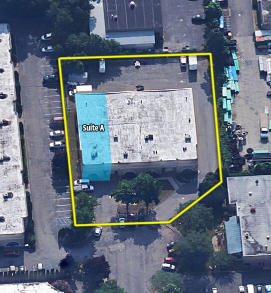 More Photos Of 332 Dante Ct, Holbrook Warehouse For Lease