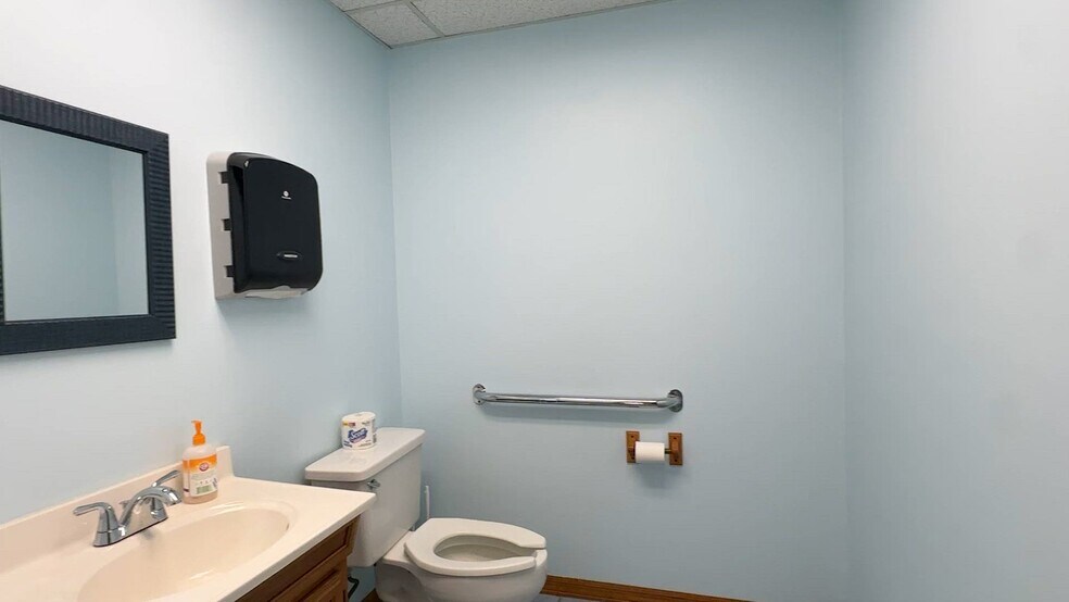 Primary Photo Of 1589 S Wickham Rd, West Melbourne Medical For Sale