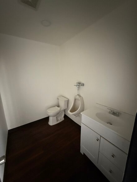 More Photos Of 5308 W Wall St, Midland Freestanding For Sale