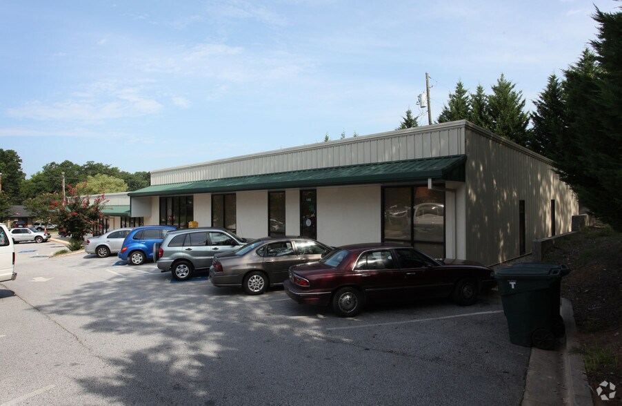 More Photos Of 148-156 W Tugalo St, Toccoa Office For Lease