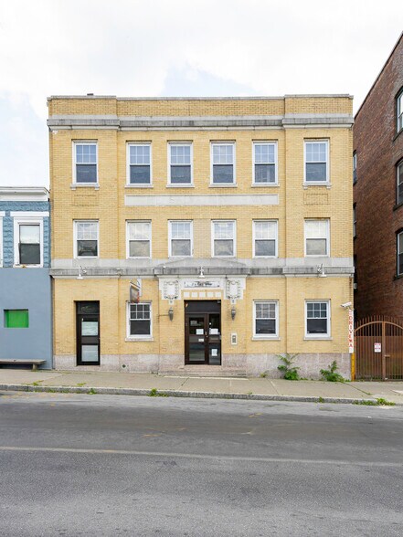 Primary Photo Of 214 Main St, Poughkeepsie Loft Creative Space For Sale