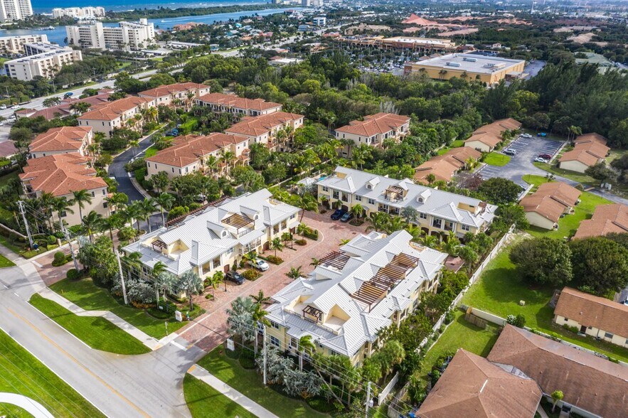 More Photos Of 3770 County Line Rd, Tequesta Apartments For Sale