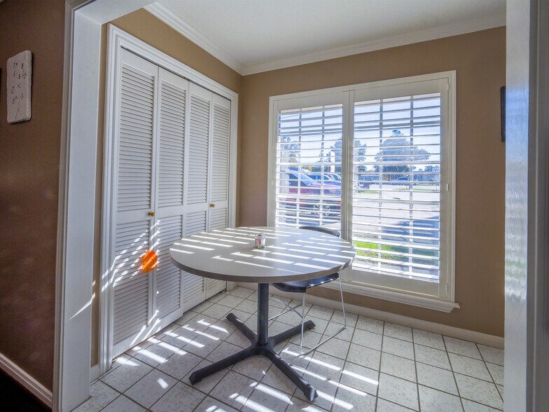 More Photos Of 5122 FM 1488 Rd, Magnolia Office Residential For Sale
