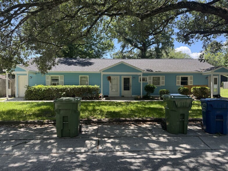 Primary Photo Of 407 Maides Ave, Wilmington Apartments For Sale