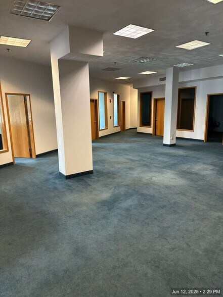 More Photos Of 727 Atlantic Ave, Boston Loft Creative Space For Lease