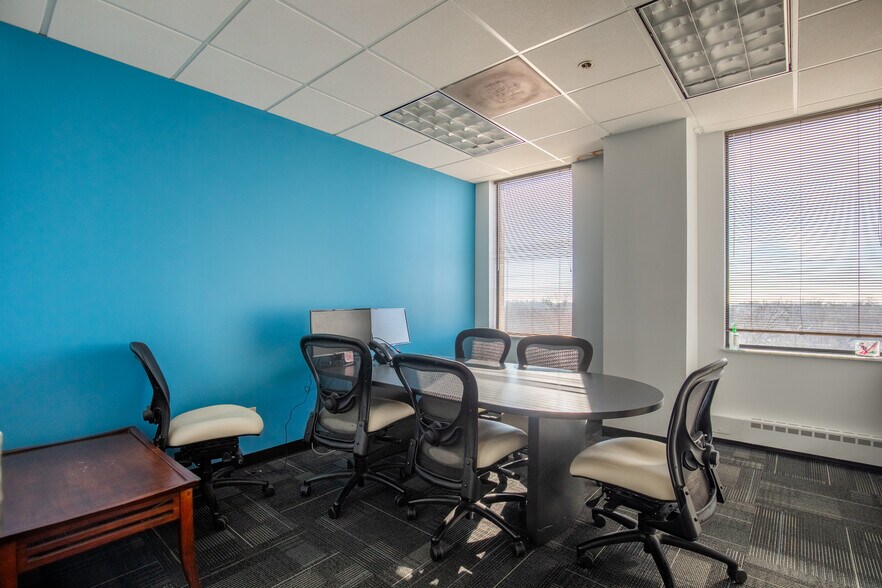 More Photos Of 9666 Olive Blvd, Olivette Office For Lease