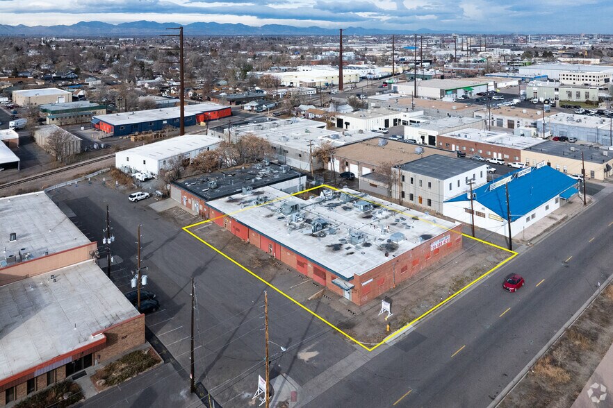 More Photos Of 1001 W Center Ave, Denver Warehouse For Lease