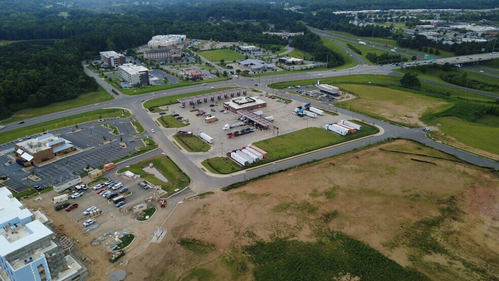 More Photos Of 85 Interstate, Opelika Land For Sale