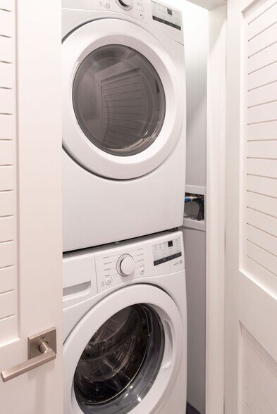 More Photos Of 282 South Ave, Fanwood Apartments For Lease