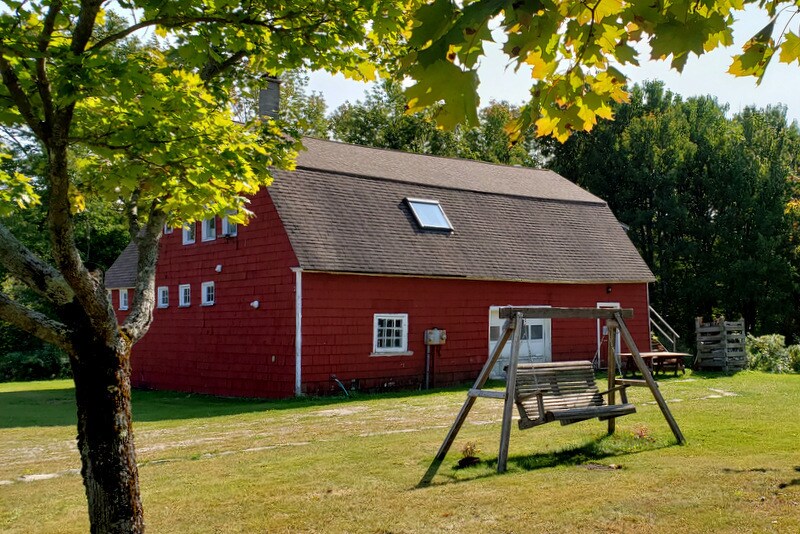 More Photos Of 885 Washington Mountain Rd, Washington Hotel For Sale