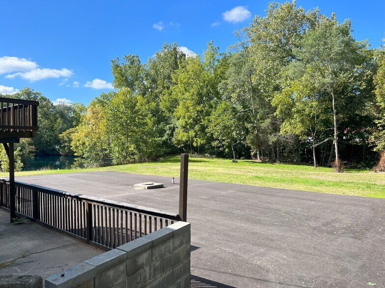 More Photos Of 2271 S Cost a Plenty Rd, Warsaw Apartments For Sale