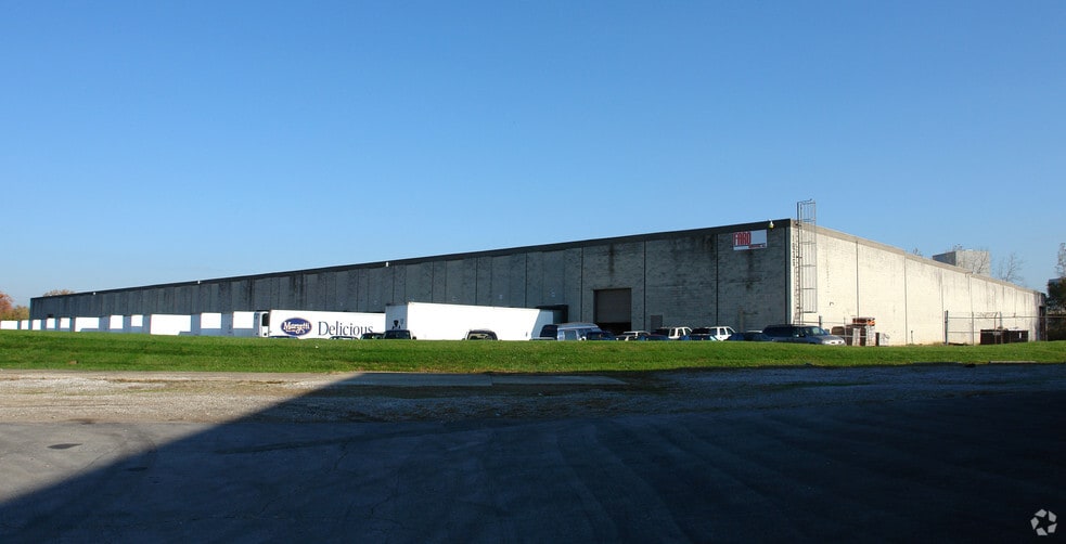 More Photos Of 1635 Watkins Rd, Columbus Warehouse For Lease