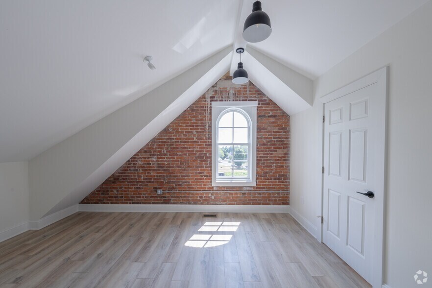 More Photos Of 204 High St, Buffalo Apartments For Sale