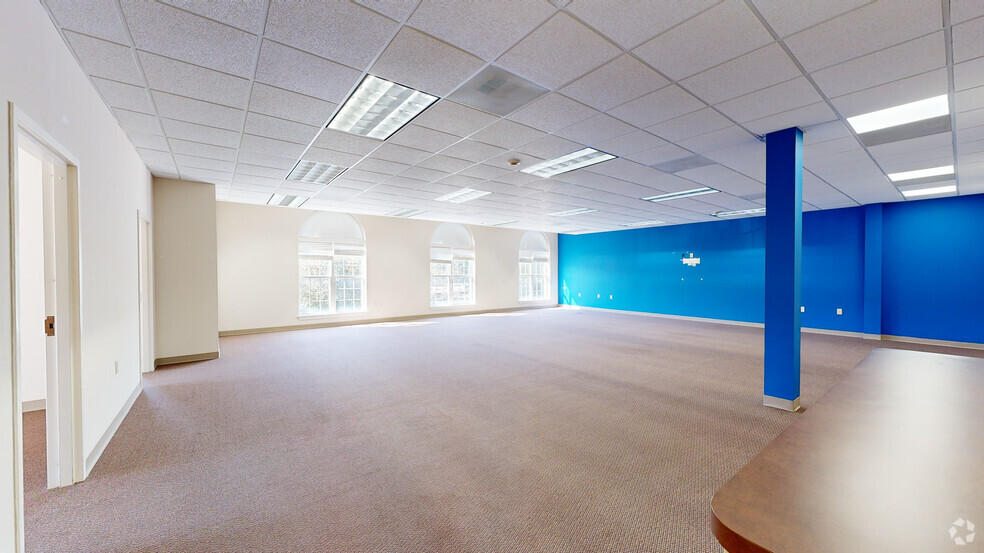 More Photos Of 3790 Fernandina Rd, Columbia Office Residential For Lease