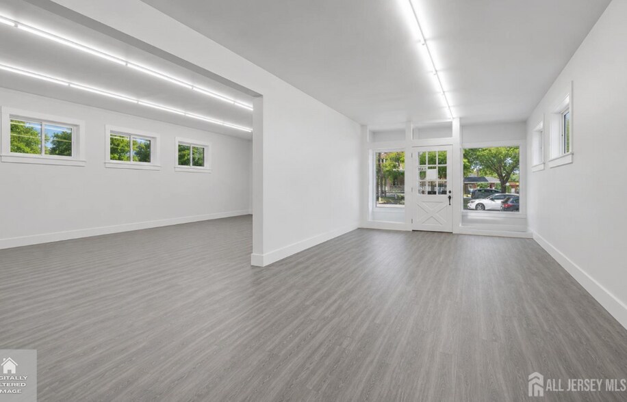 More Photos Of 46 N Main St, Milltown General Retail For Lease