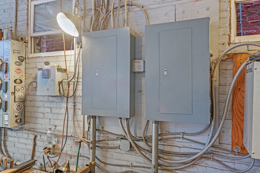 More Photos Of 117 S 16th St, Pittsburgh Storefront Retail Residential For Sale