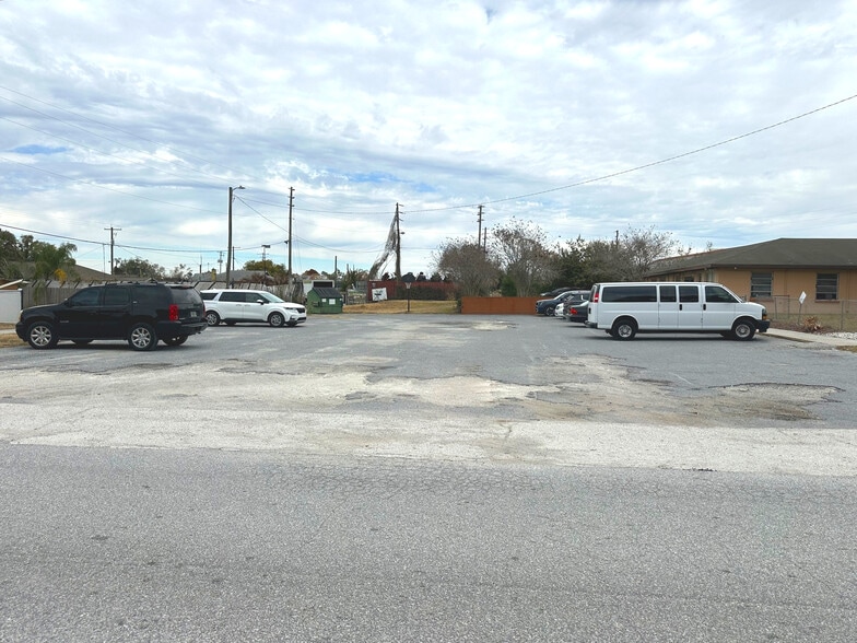 More Photos Of 602 Melton Ave, Auburndale Healthcare For Sale