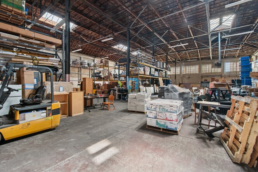 More Photos Of 1855 Mission St, San Francisco Warehouse For Lease