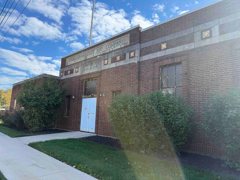 Primary Photo Of 357 Highland Ave, Glenside Medical For Lease